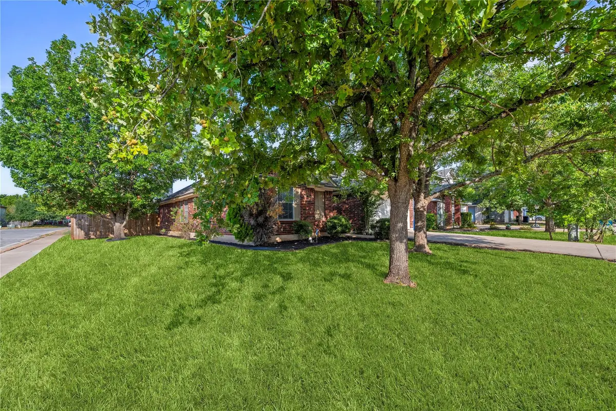 701 Sparkling Brook Ln, Leander, TX 78641 - #1
