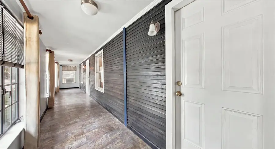 802 N Myrtle St, Georgetown, TX 78626 - #2