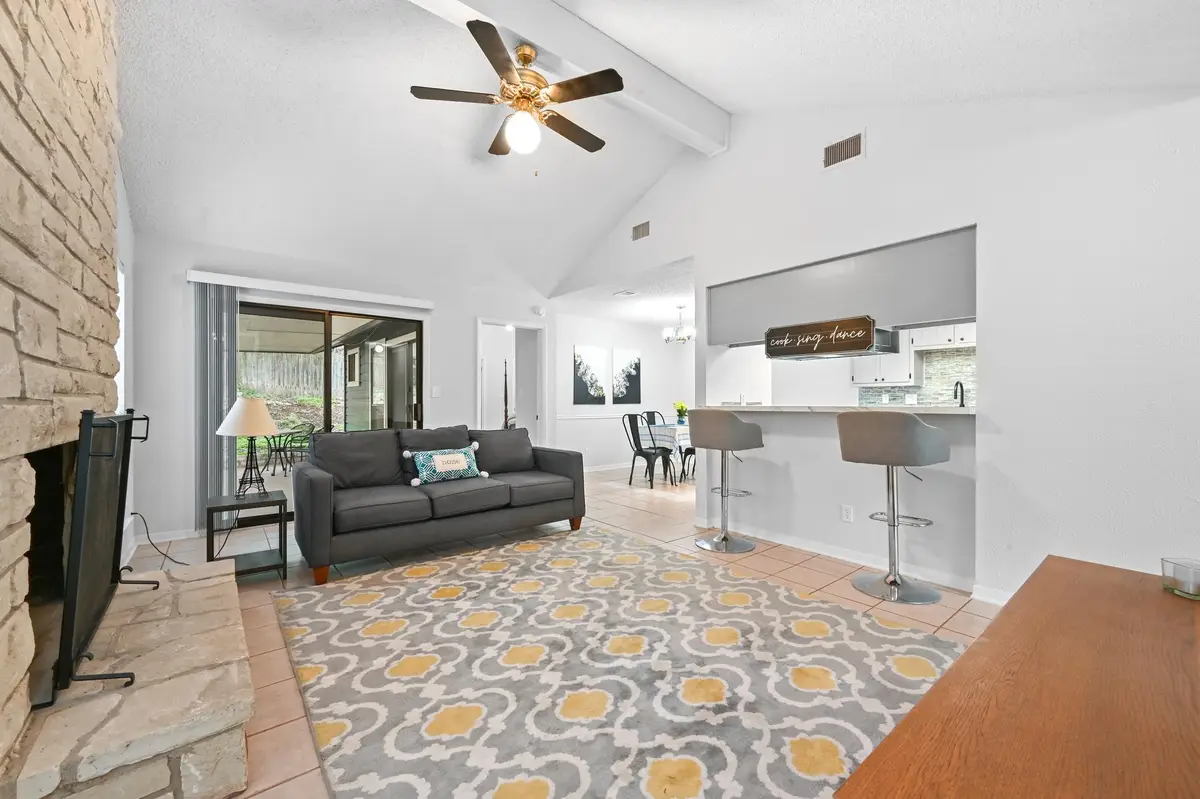 275 Mooring Cir #A, Lakeway, TX 78734 - #1