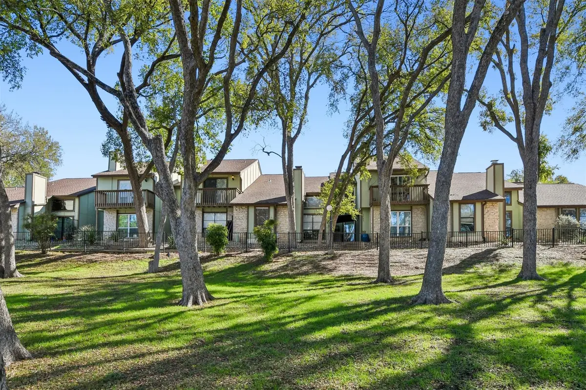 1706 Timber Ridge Dr, Austin, TX 78741 - Image #1