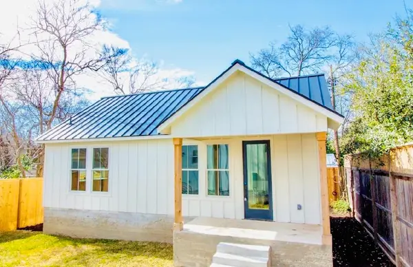 1903 B W 30th St, Austin, TX 78703