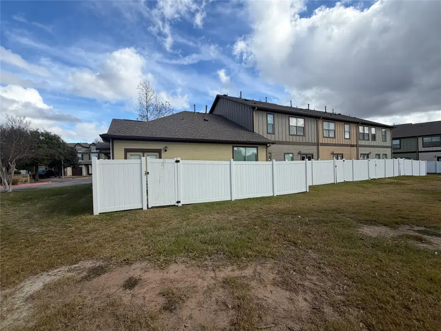 1900 Little Elm Trl #30, Cedar Park, TX 78613 - #3