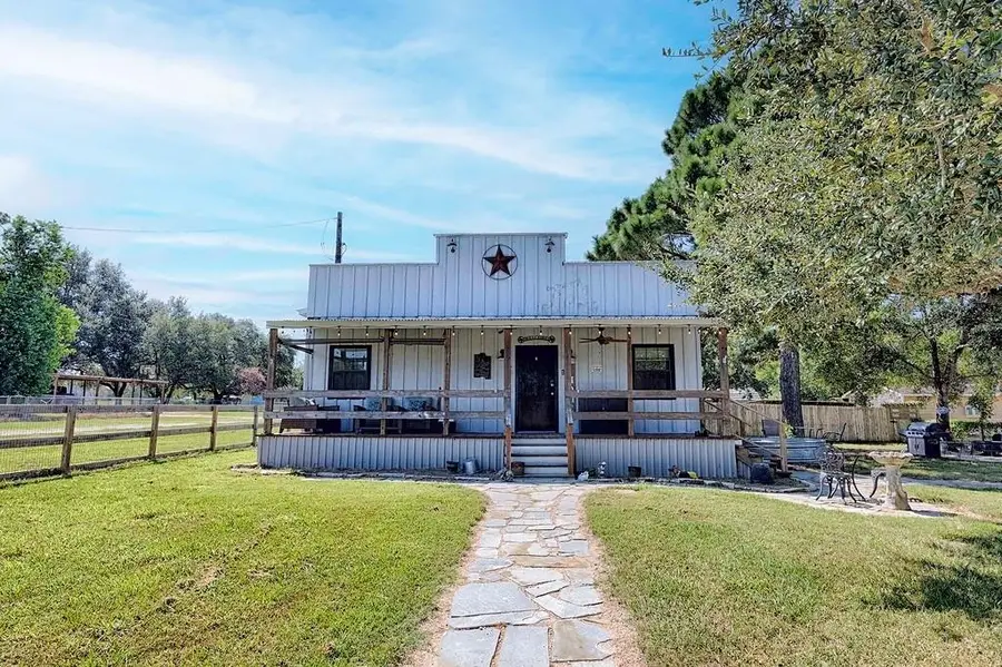 5160 Avenue B, Sheridan, TX 77475 - Image #2