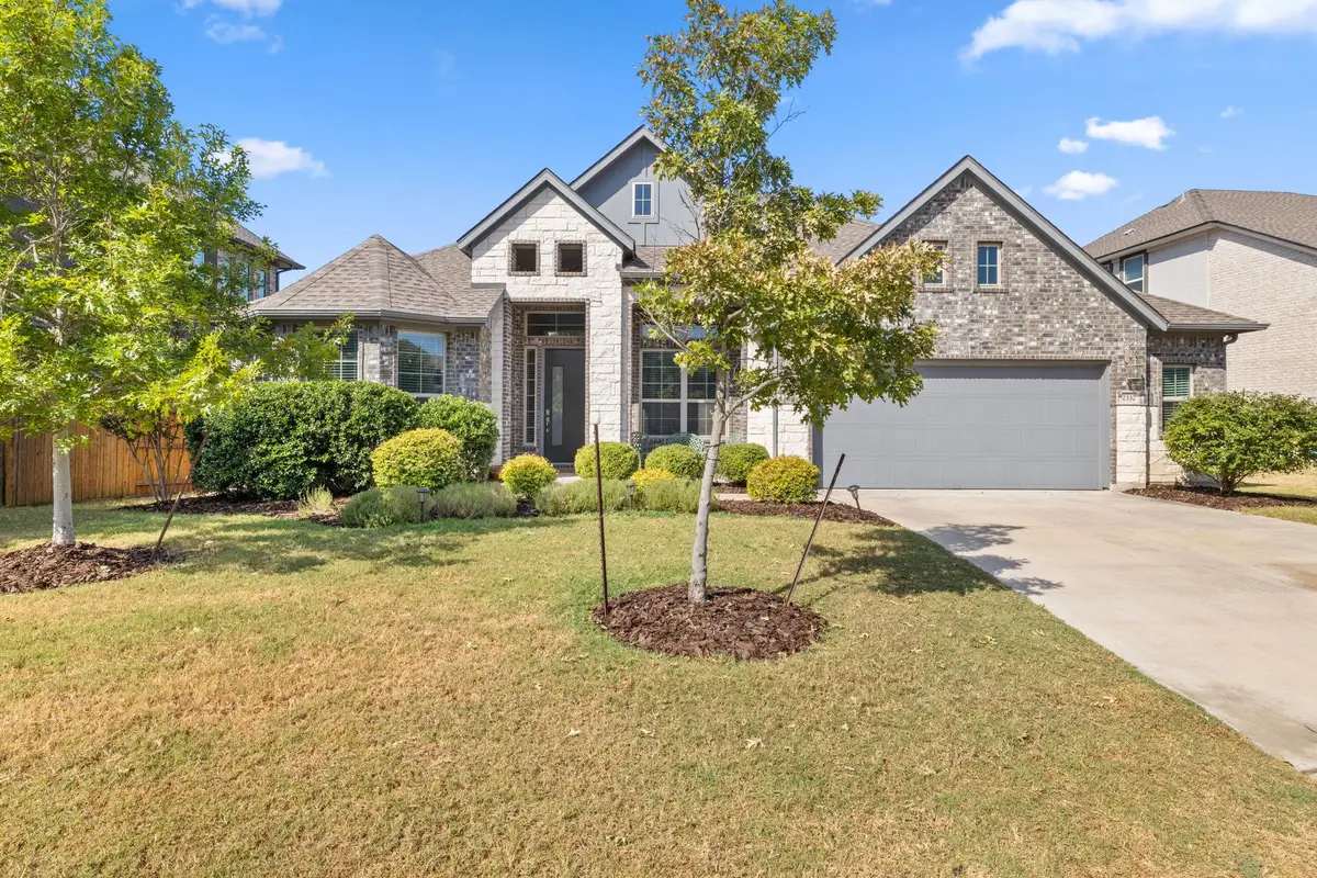 2332 Airport Dr, Leander, TX 78641 - #1