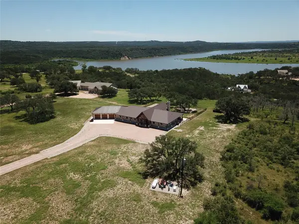 195 Chimney Cove Dr, Marble Falls, TX 78654