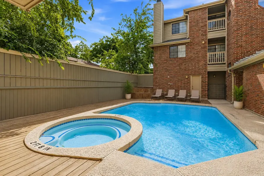 1506 Forest Trl #101, Austin, TX 78703 - #3