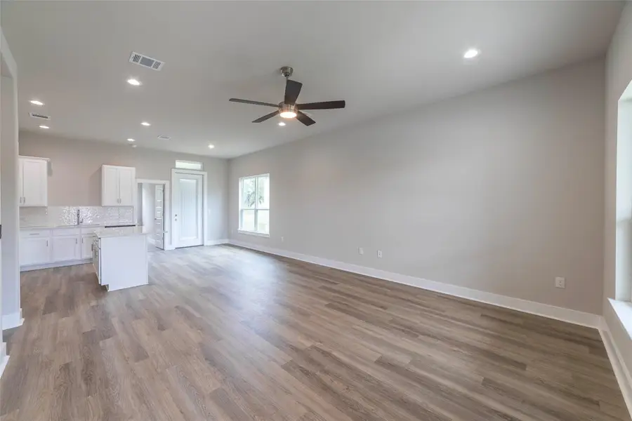 857 Cypress Ln, Horseshoe Bay, TX 78657 - #2