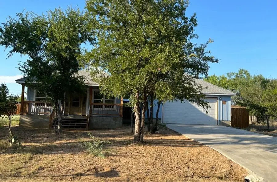 111 E Hickory Dr, Granite Shoals, TX 78654 - #3