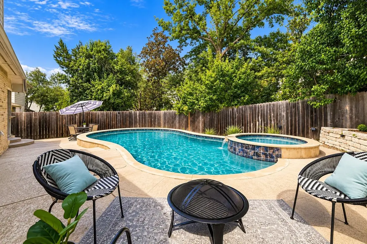 3135 Burks Ln, Austin, TX 78732 - #1