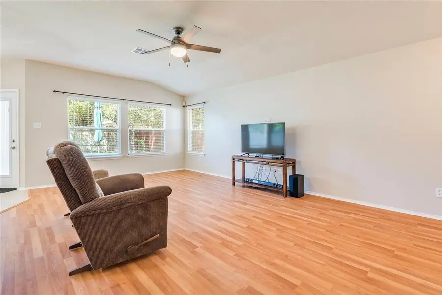 1327 Rosie Ln, Cedar Park, TX 78613 - #3