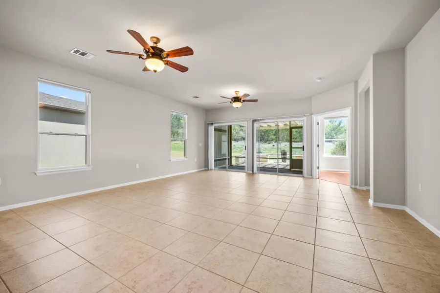 147 Prairie Creek Trl, Georgetown, TX 78633 - #3