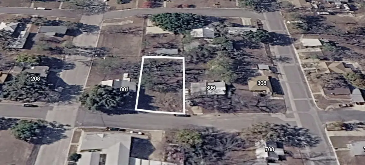 801 West Ave B #2 Ave, Lampasas, TX 76550 - #1