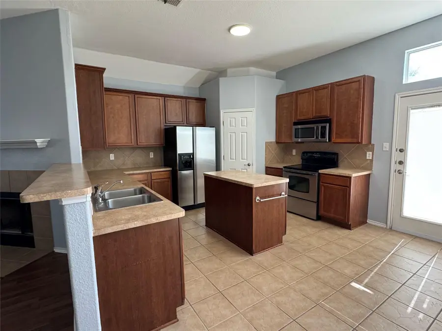 3730 Columbia Dr, Cibolo, TX 78108 - #3