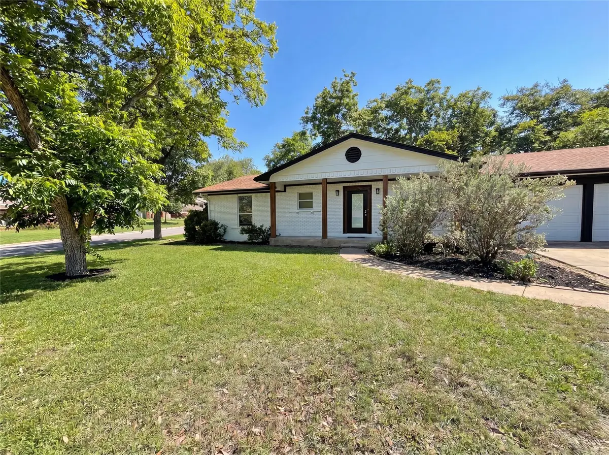 2609 Loyola Ln, Austin, TX 78723 - #1