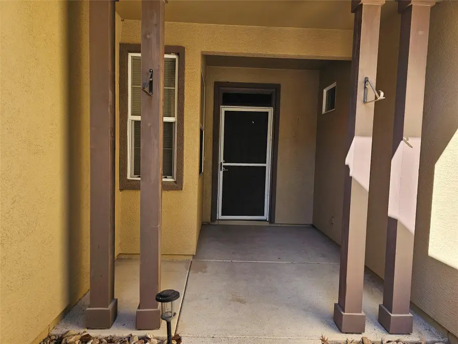 211 Red Poppy Trl, Georgetown, TX 78633 - Image #3