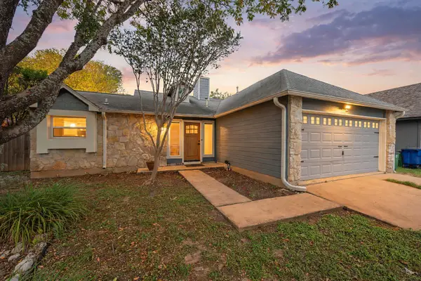 8002 Treehouse Ln, Austin, TX 78749