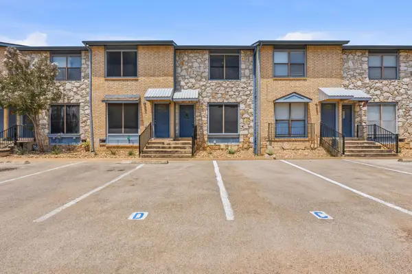 3009 Whisper Oaks Ln #C, Georgetown, TX 78628