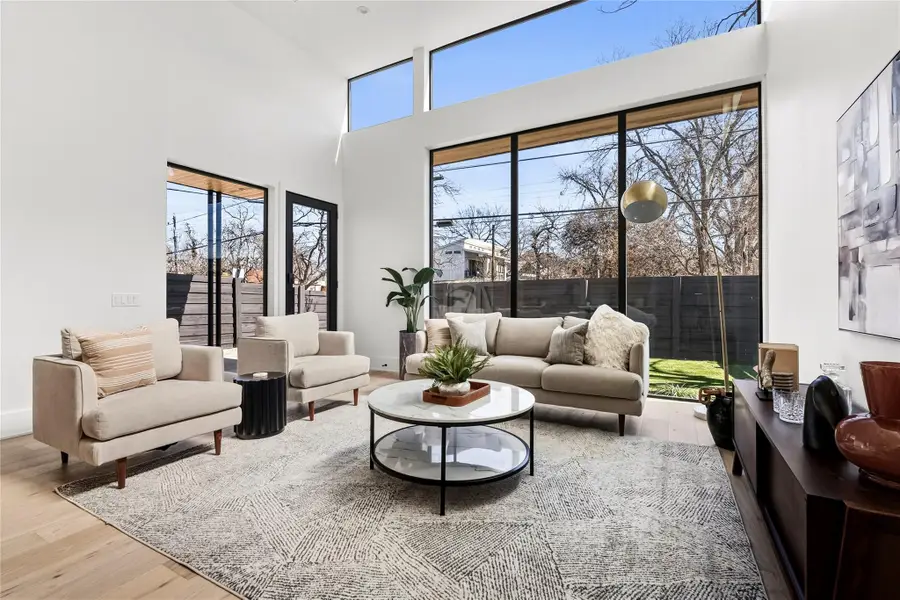 44 Chicon St #1, Austin, TX 78702 - #3