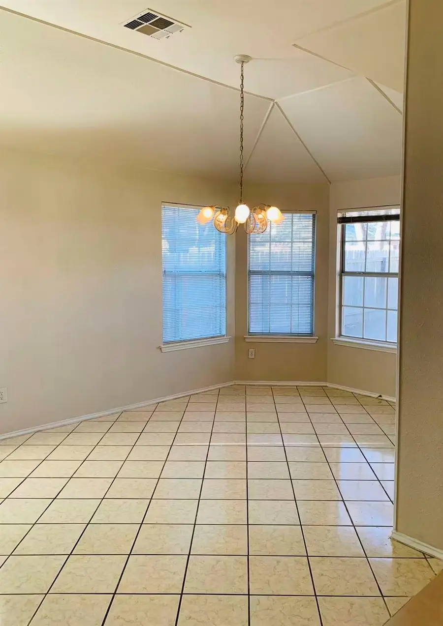 1114 Blue Fox Dr, Austin, TX 78753 - #3