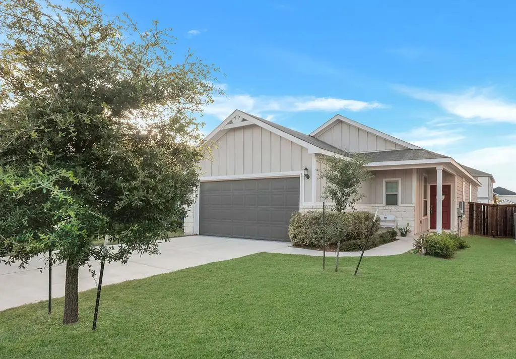 433 Stone Water Ln, Jarrell, TX 76537 - #1