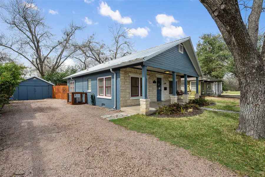 1218 S Myrtle St, Georgetown, TX 78626 - #3