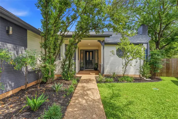 7413 Lakewood Dr, Austin, TX 78750