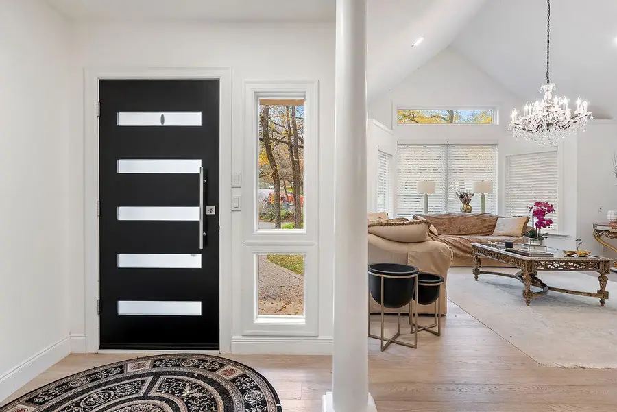 1703 Meadowbrook Dr, Austin, TX 78703 - Image #2