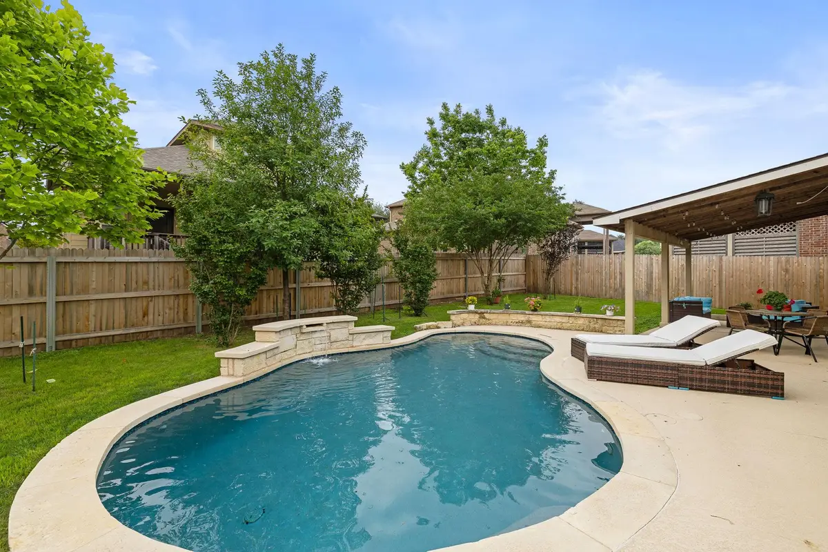 1143 Huntington Trl, Round Rock, TX 78664 - #1