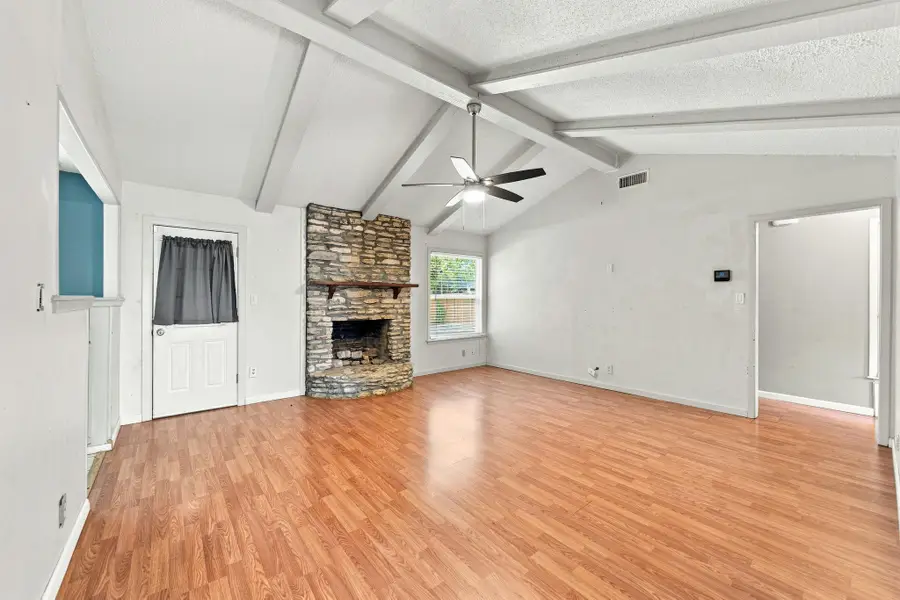 7004 Whispering Oaks Dr, Austin, TX 78745 - #3