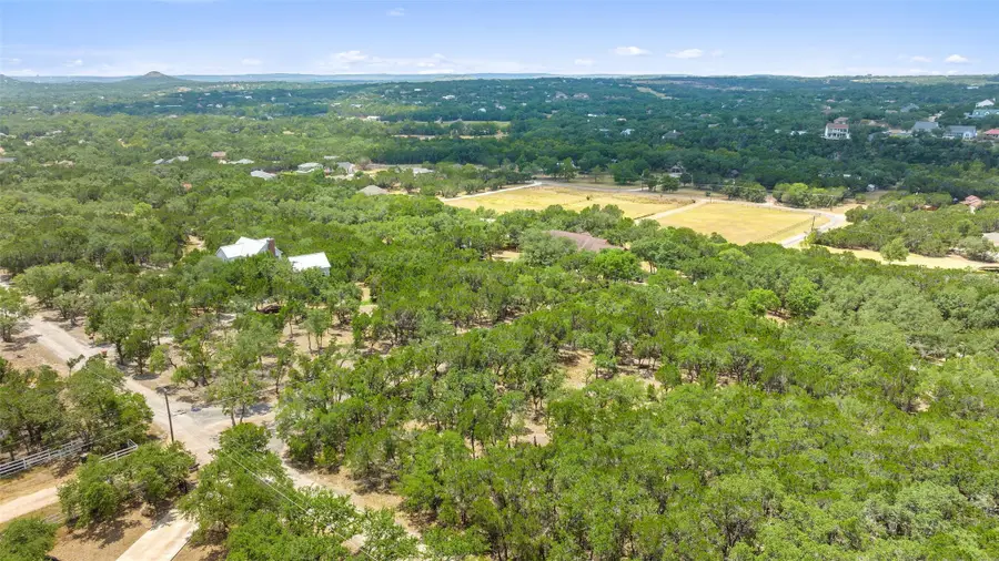 19 Spring Valley Dr, Wimberley, TX 78676 - #3