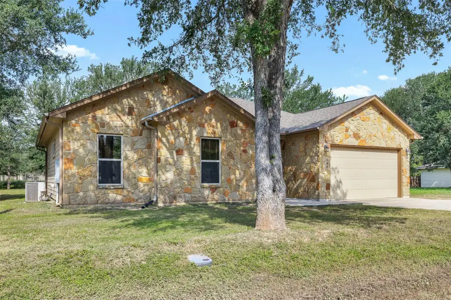 108 Pohakuloa Dr, Bastrop, TX 78602 - #2