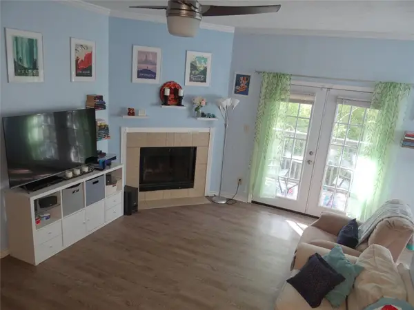 1005 N Lbj Dr #B2, San Marcos, TX 78666