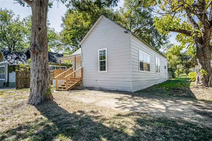 1002 S 2nd St, Temple, TX 76504 - #2