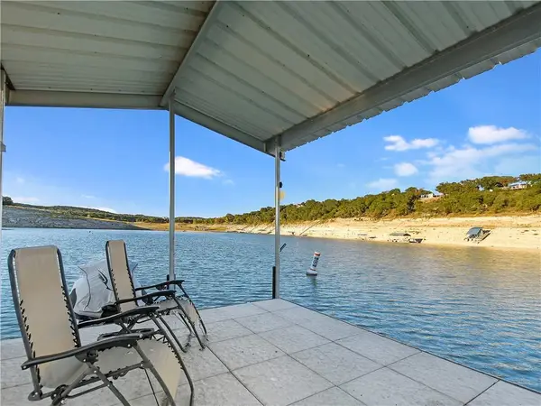 17904 Crystal Cv, Jonestown, TX 78645
