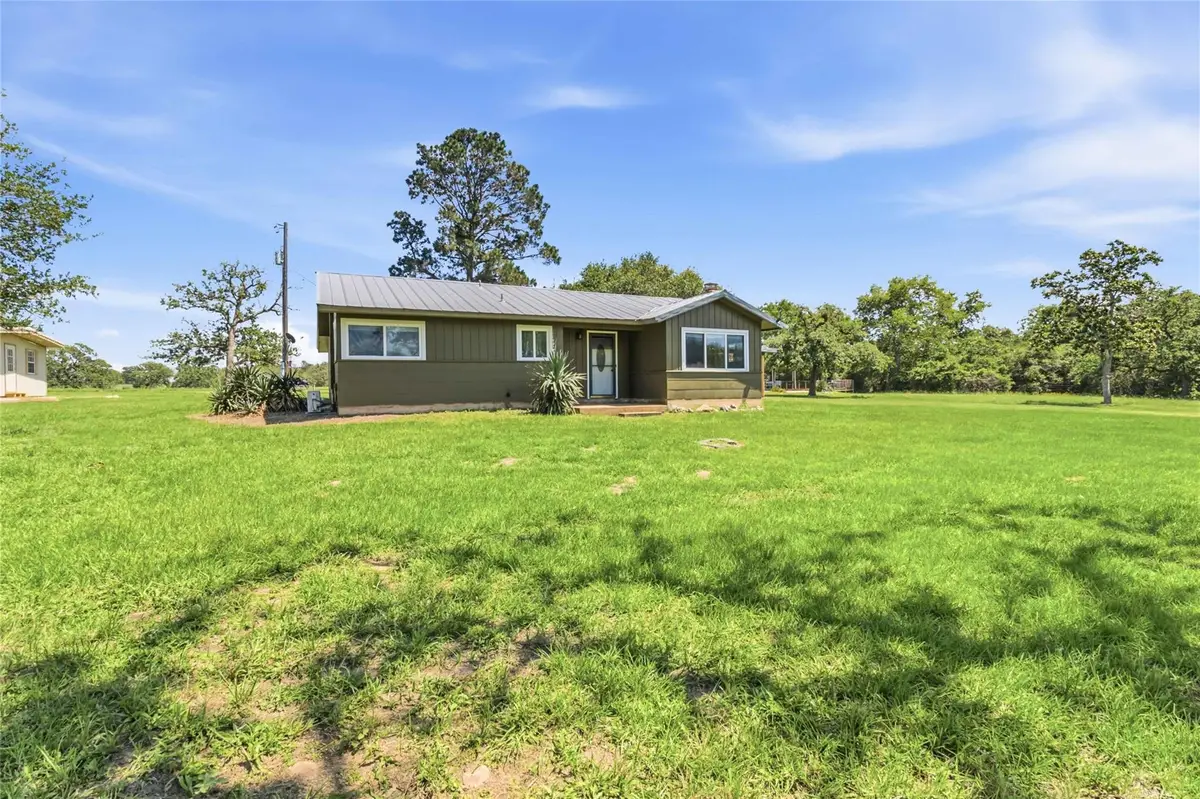 4296 State Highway 304, Rosanky, TX 78953 - #1