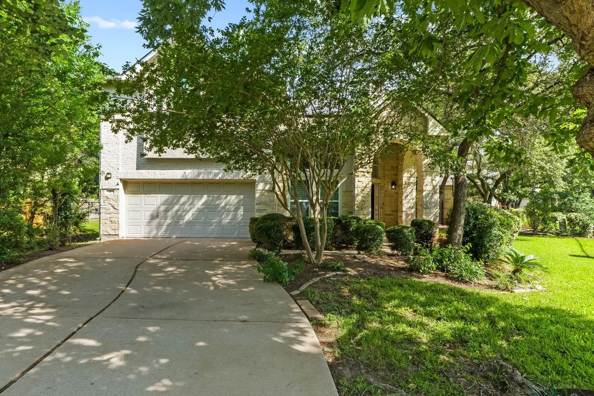 2 Muirfield Greens Ln, Lakeway, TX 78738 - #1