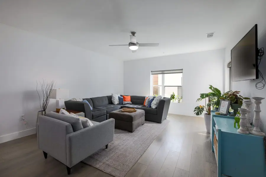 2213 Poquito St #305, Austin, TX 78722 - #3