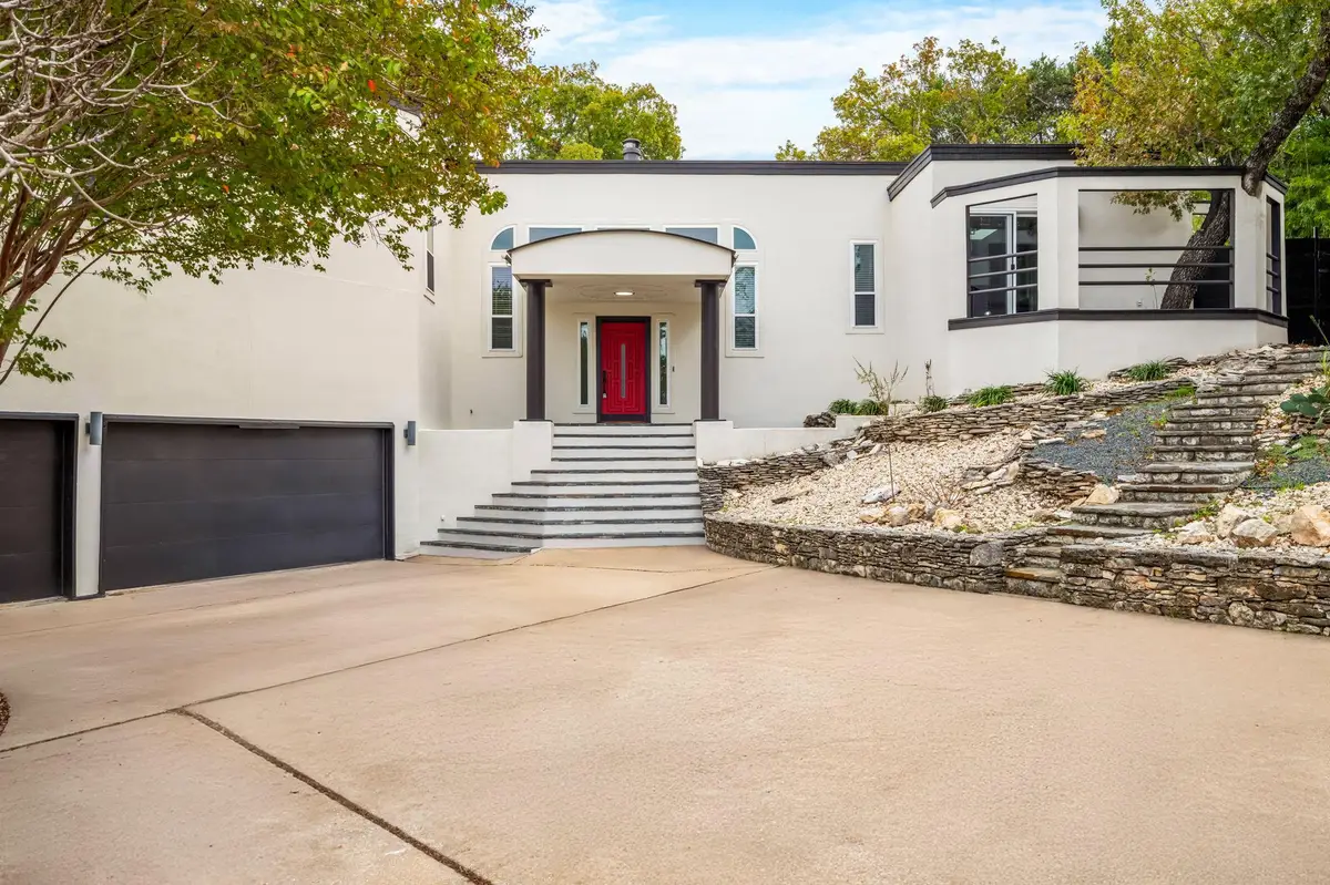 304 Palos Verdes Dr, Lakeway, TX 78734 - Image #1