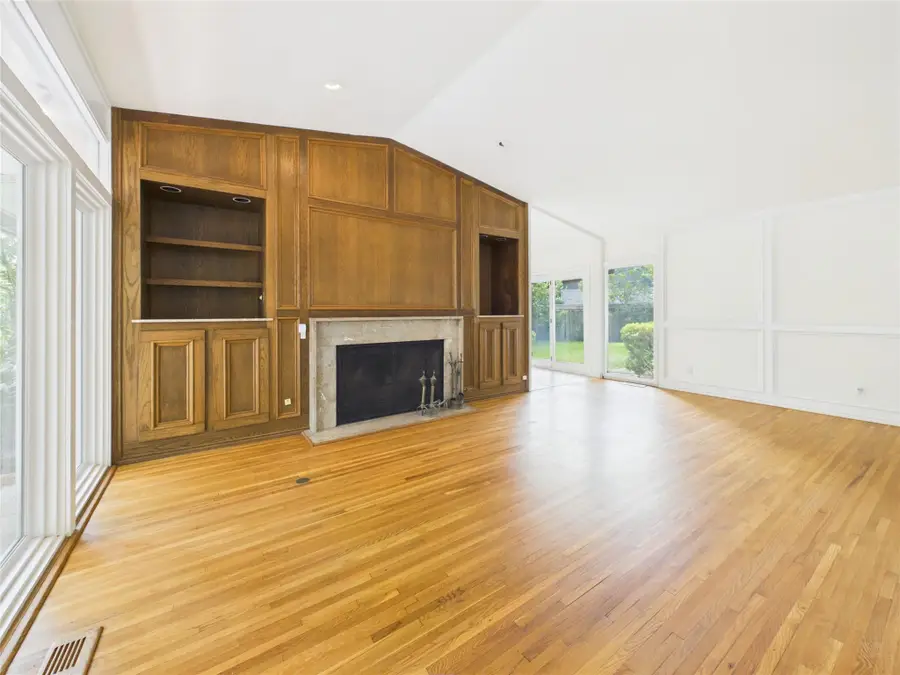 1202 Belmont Pkwy #Suite B, Austin, TX 78705 - #2