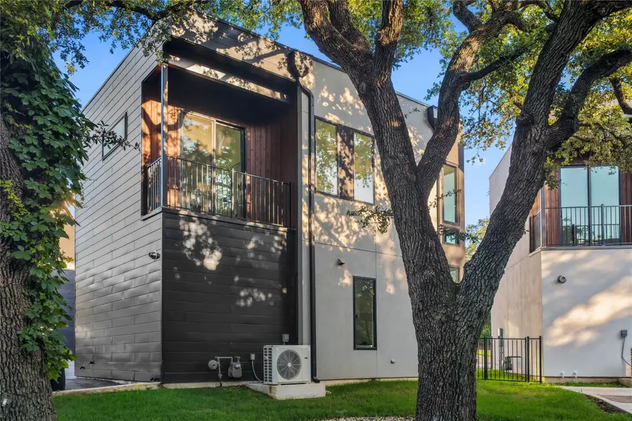 219 Lessin Ln #15, Austin, TX 78704 - #3
