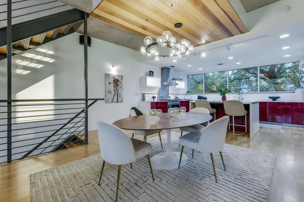 2301 S 5th St, Austin, TX 78704