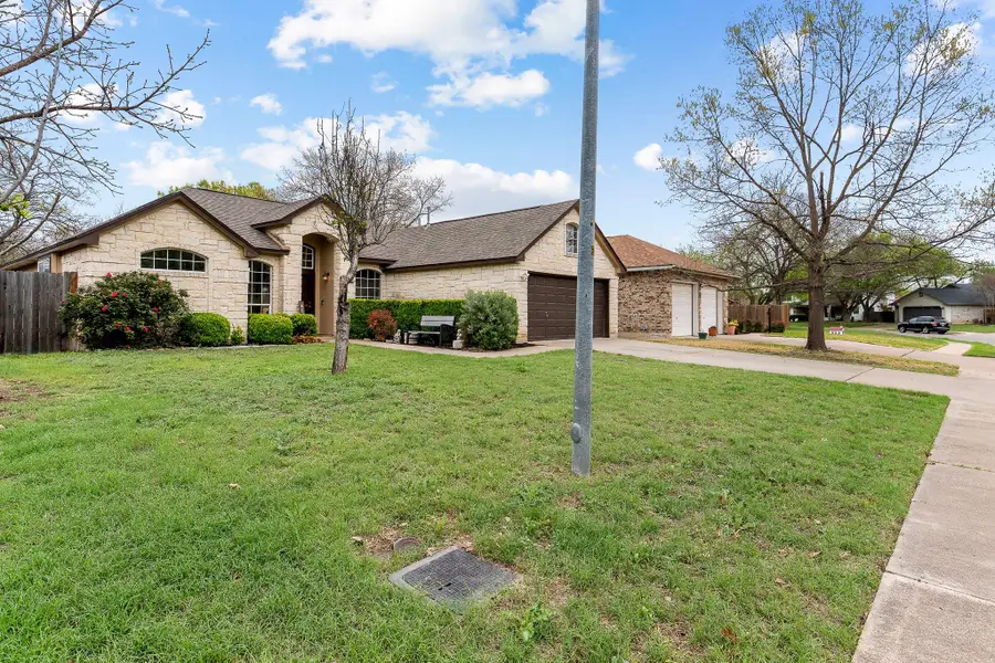 500 Maple Run Dr, Round Rock, TX 78664 - #2