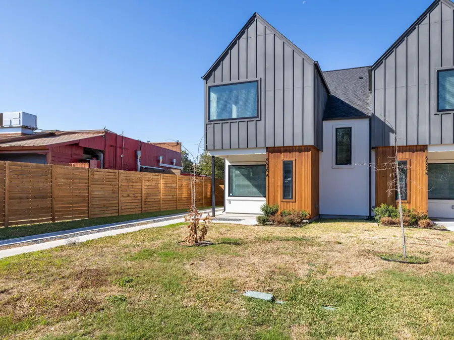 6620 Isabelle Dr #A, Austin, TX 78752 - #3