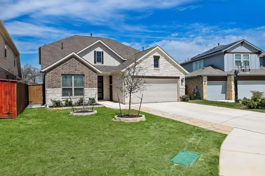 108 Ravello St, Liberty Hill, TX 78642 - #2