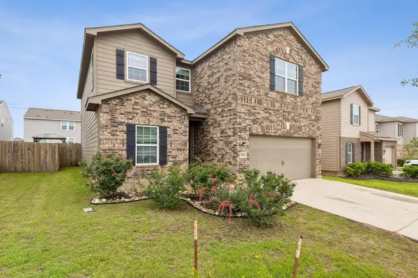 704 Cleary Ln, Jarrell, TX 76537