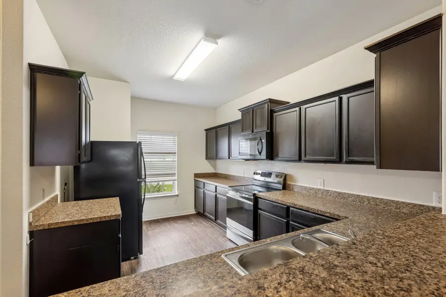 704 Cleary Ln, Jarrell, TX 76537 - #3