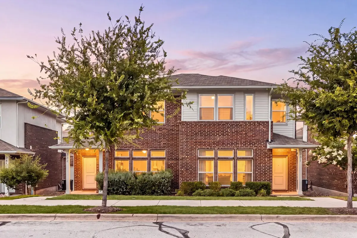 605 W South St St #33, Leander, TX 78641 - #1