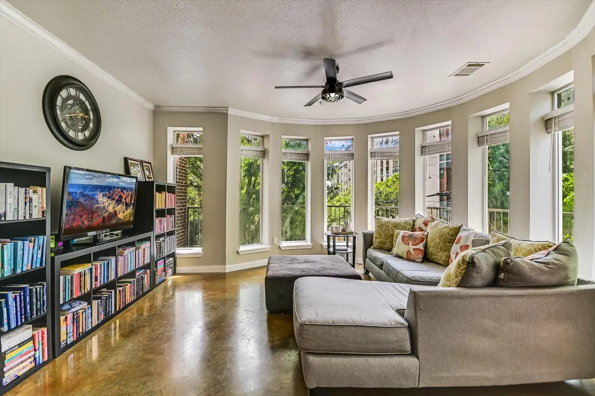 910 W 25th St #206, Austin, TX 78705 - #1
