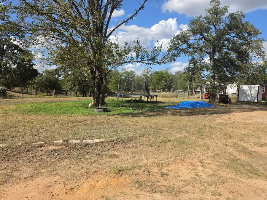 150 Wayside Dr, Elgin, TX 78621 - #2