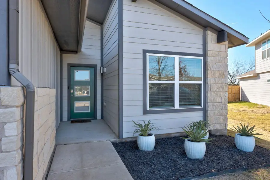 100 Deserti Rd, Leander, TX 78641 - #2